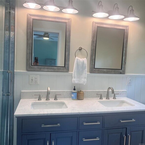 Building Photo - 317 Holly Ridge Dr