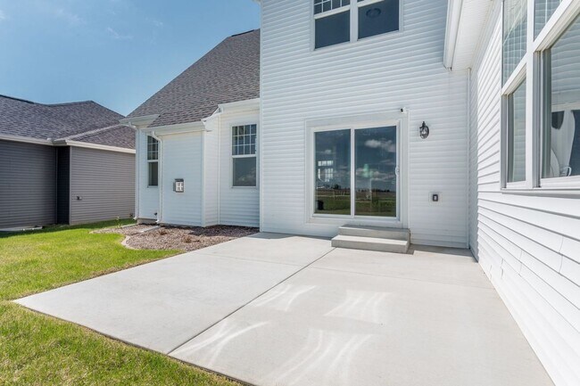 Building Photo - 2310 Lovie Ln