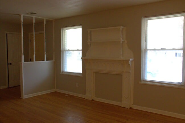 Building Photo - 514 Delaney Rd NW