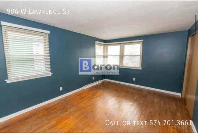 Building Photo - 906 W Lawrence St