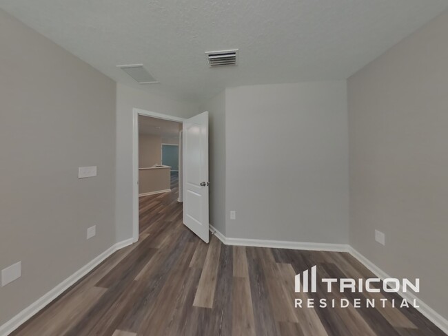 Building Photo - 11498 Summer Bird Ct