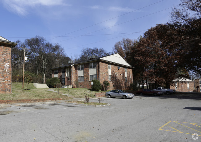 Building Photo - Green Hills Apartments