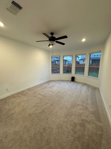 Building Photo - 240 Canyoncrest Wy