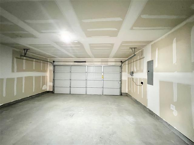 Building Photo - 829 Bluffview Dr