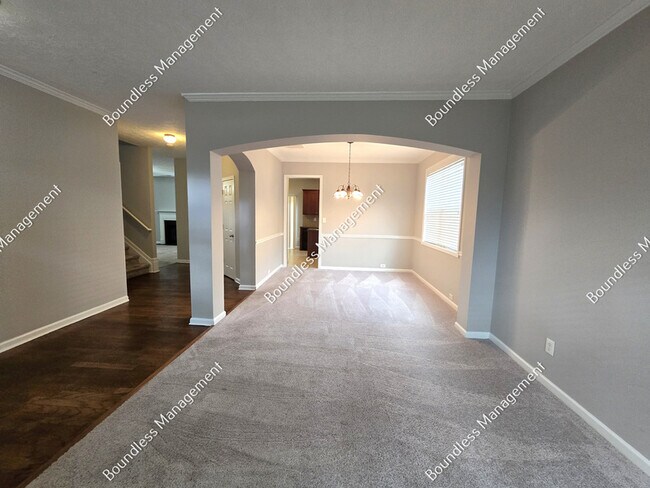 Building Photo - 150 Silver Arrow Cir