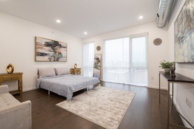 Building Photo - 1415 N 7th St