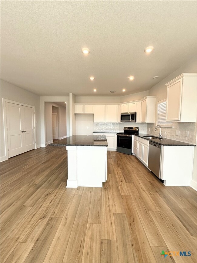 Building Photo - 4561 Allison Dr