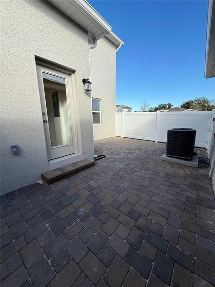 Building Photo - 2332 Rider Rain Ln