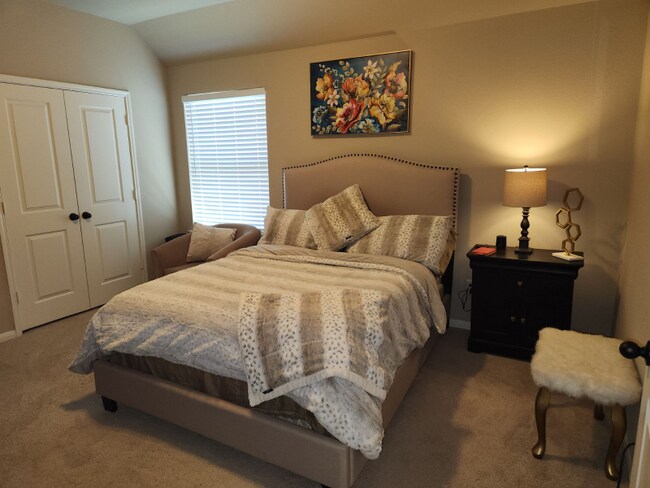 Building Photo - 9707 Lauren Briar Ln