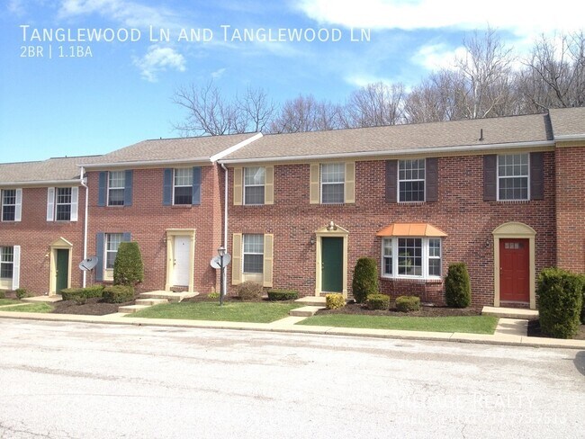 Building Photo - 442 Tanglewood Ln