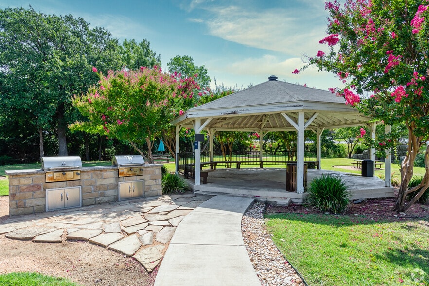 Gazebo - Bristol Grapevine