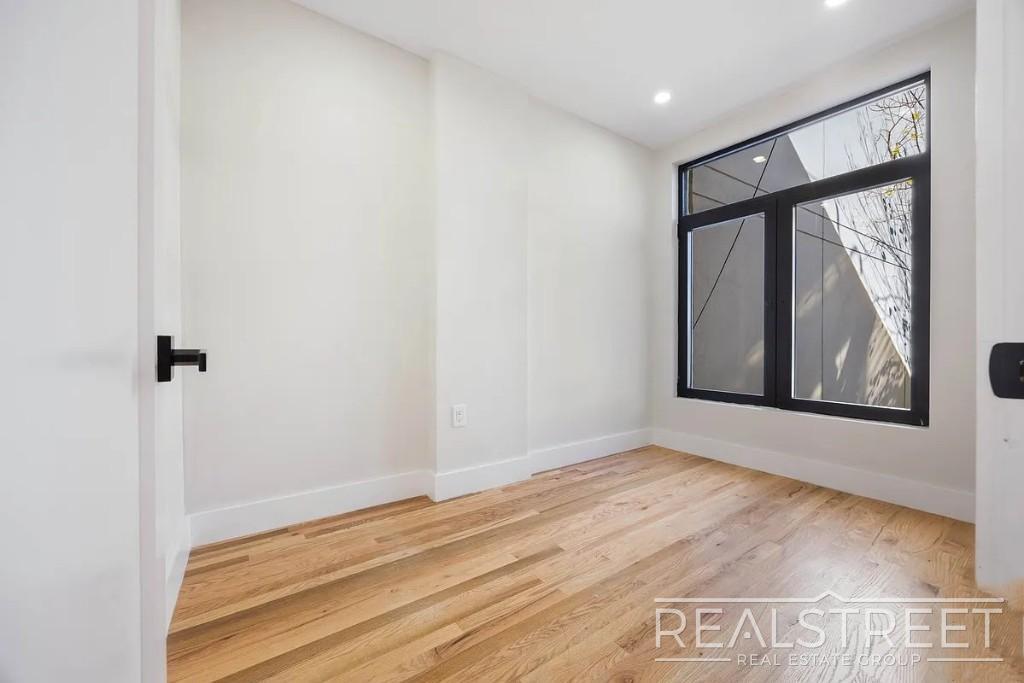 Building Photo - South 5th Street