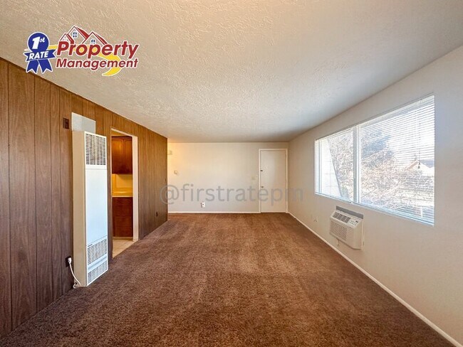 Building Photo - 5575 W. Franklin St.