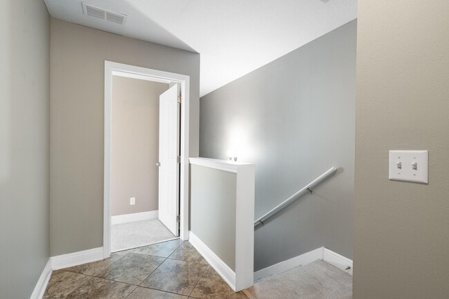 Building Photo - 8890 White Ibis Way