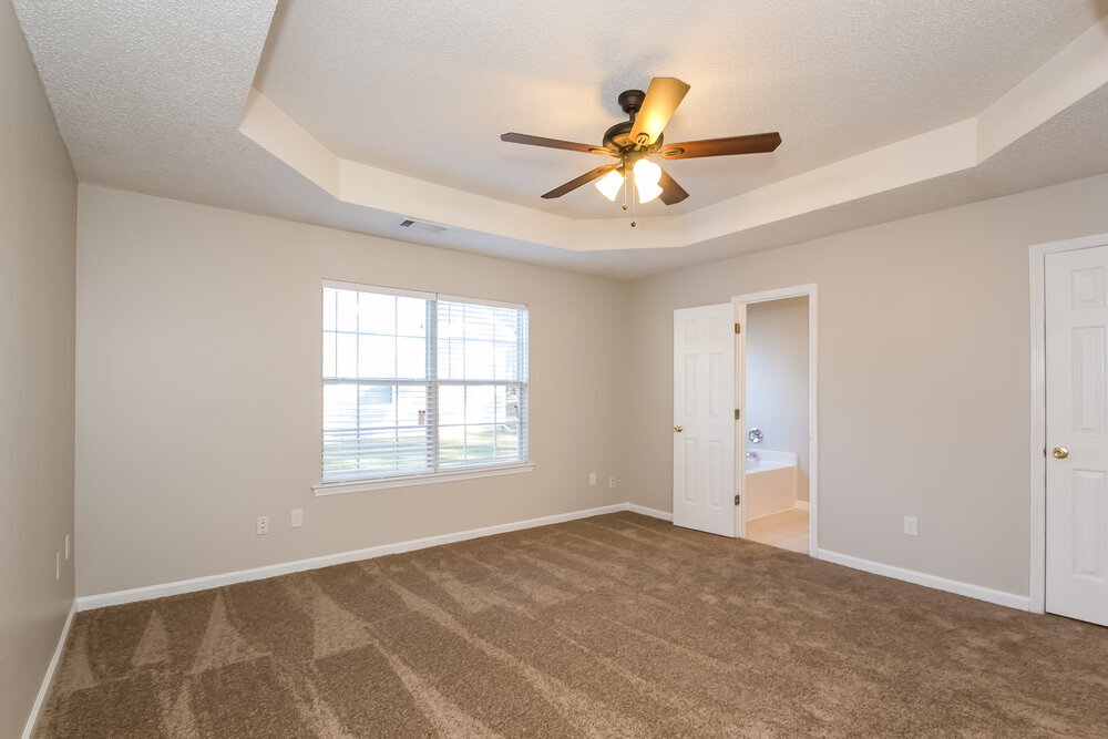 Building Photo - 310 The Gables Dr