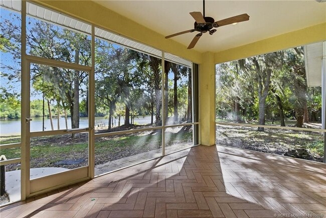 Building Photo - 11511 SW Citrus Blvd S