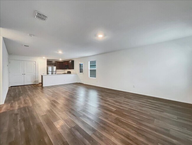 Building Photo - 7509 Jackrabbit Ave