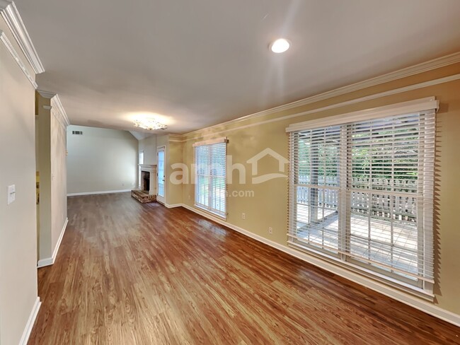 Building Photo - 1514 Shadow Ridge Cir