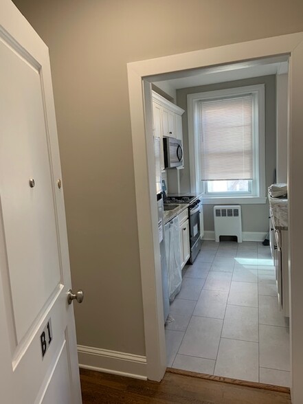 Entry to Unit Foyer - 200 W Market St