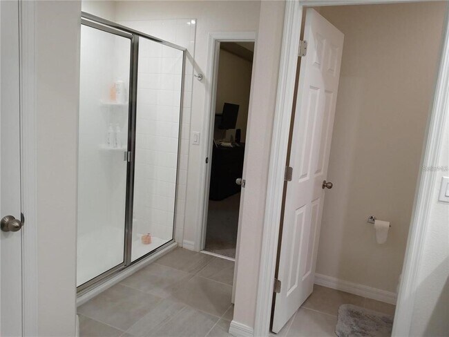 Building Photo - 2429 Varenna Loop