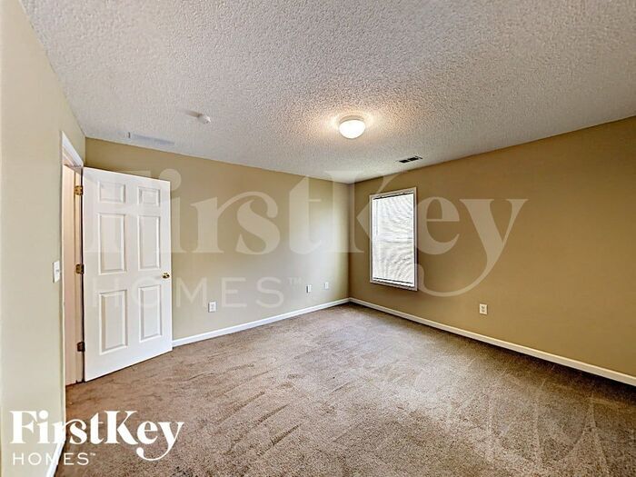 Building Photo - 60 Landing Ln
