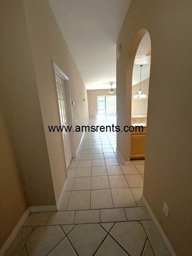 Building Photo - Spacious 2 bedroom 2 bath Condo in North Shore at Lake Hart