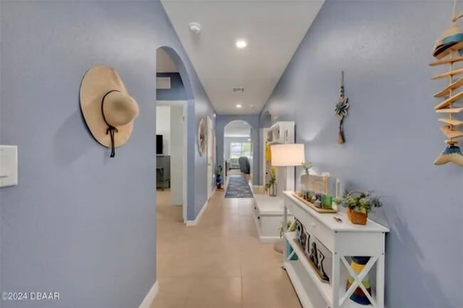 Building Photo - 136 Old Mill Pond Rd