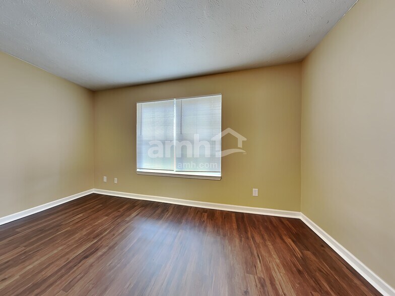 Building Photo - 2508 Monarchy Ln