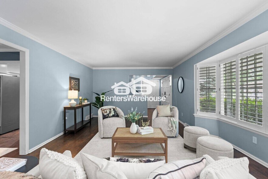 Building Photo - 3966 S Magnolia Way