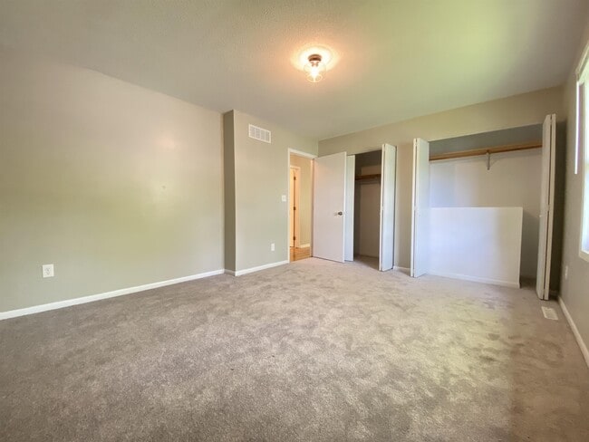 Building Photo - 5126 20th Ave Ln NW