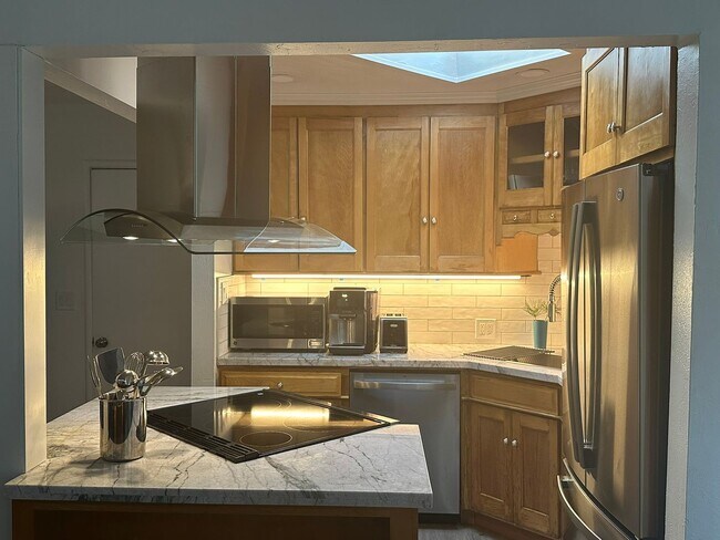 Building Photo - 1083 Aspenwald Rd