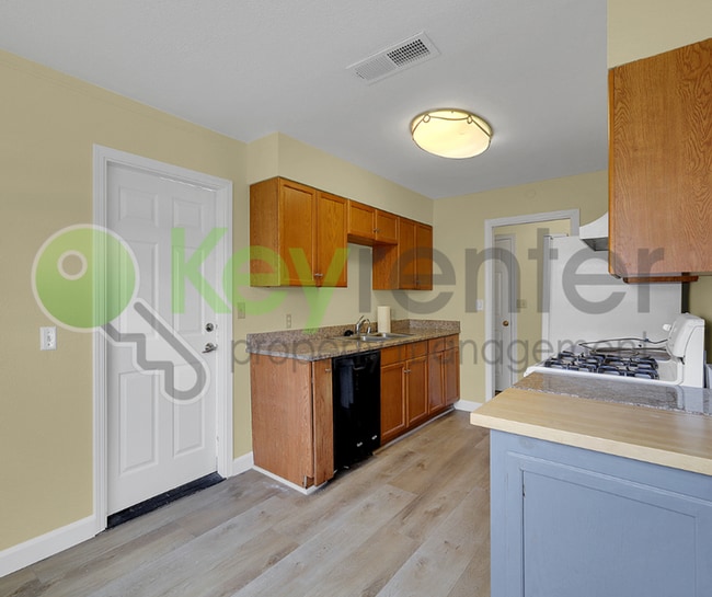 Building Photo - 6363 Eldon Ave