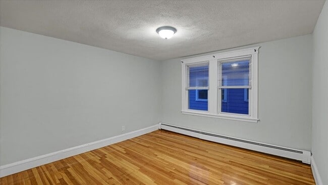 Building Photo - 11 Ginita St