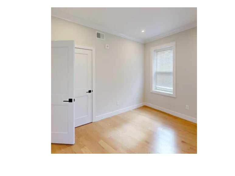 Building Photo - 165 Allston St