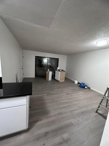 Building Photo - 7501 Whitsett Ave