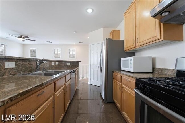 Building Photo - 6255 W Arby Ave