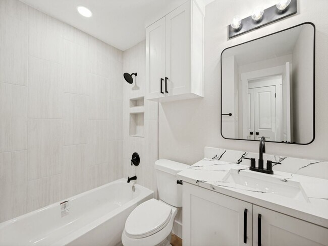 Building Photo - Welcome to Your Ideal Home: 3-Bedroom, 2-Bath Gem Near UNT and Downtown!