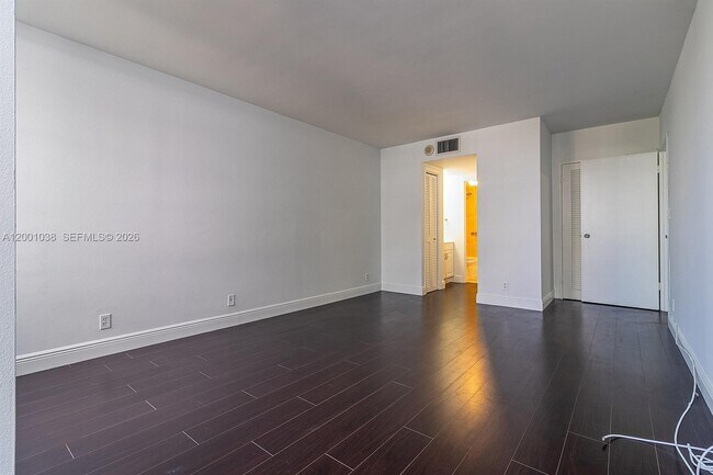 Building Photo - 500 Three Islands Boulevard