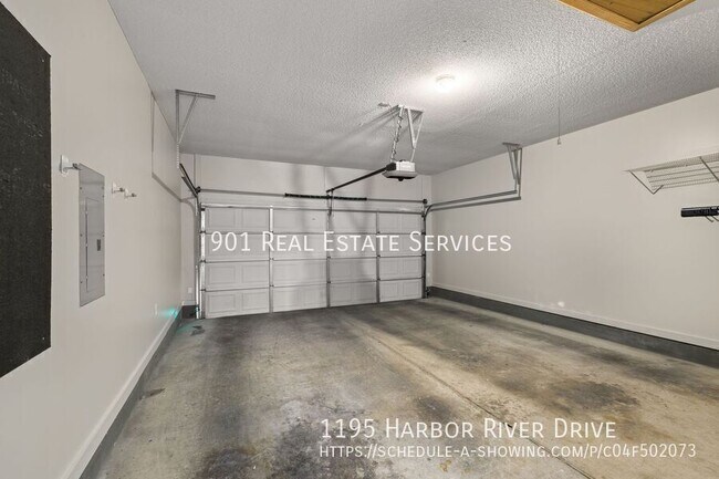 Building Photo - 1195 Harbor River Dr