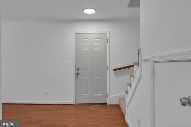 Building Photo - 9021 Sandalwood Dr
