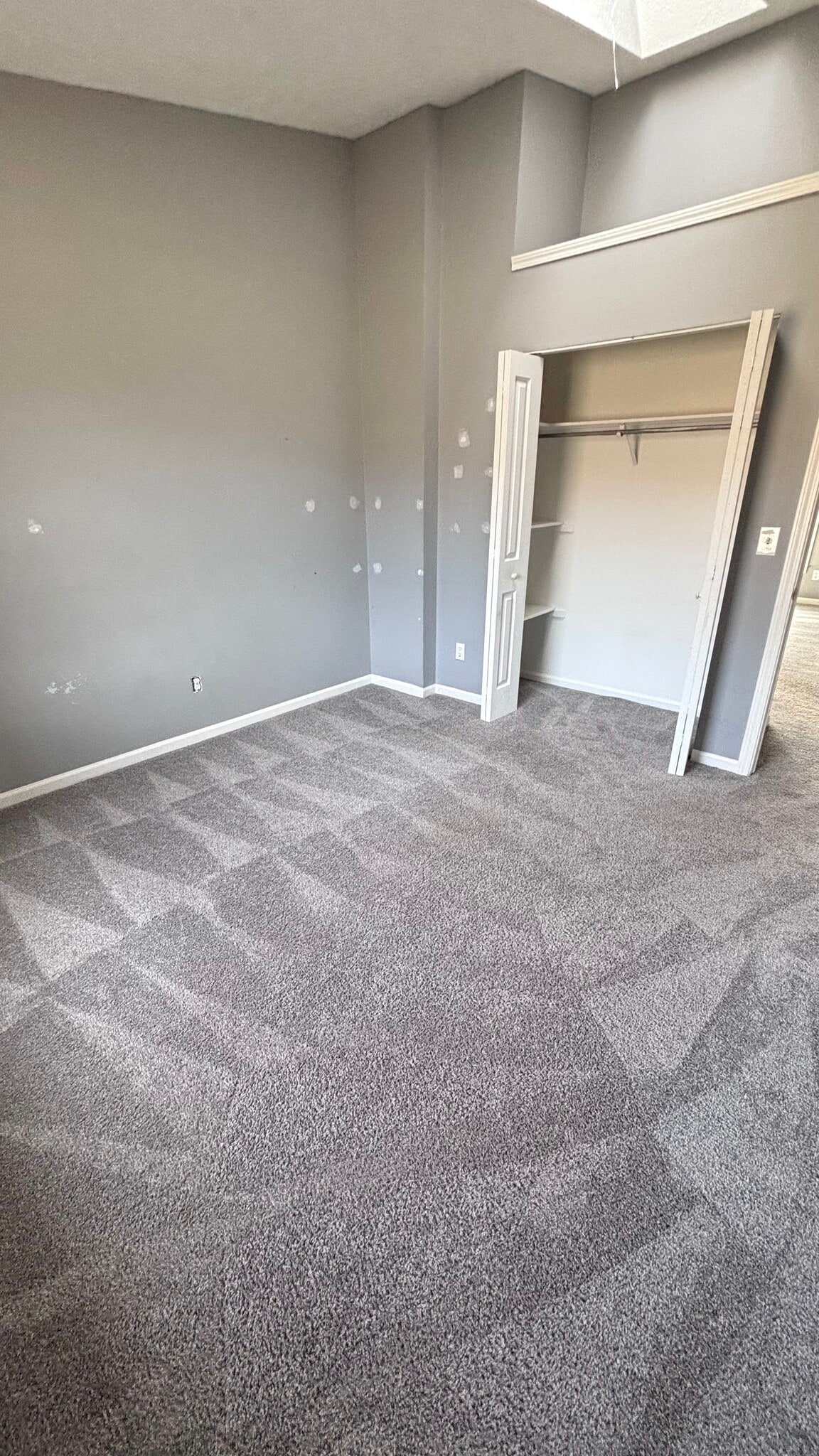 Building Photo - 3420 Parkwood Dr