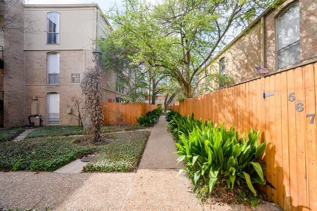 Building Photo - 4633 Wild Indigo St