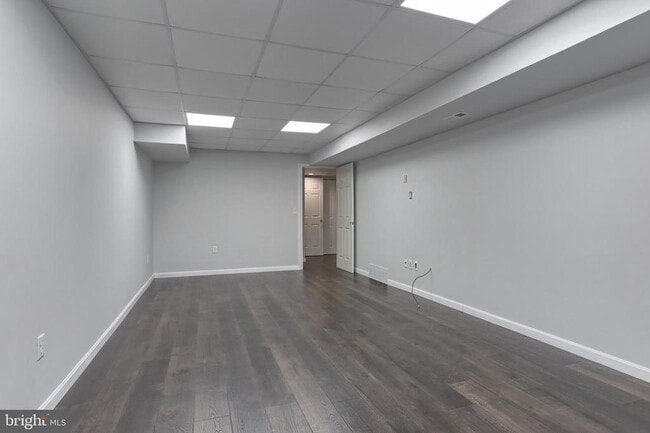 Building Photo - 1127 Wicklow Ct