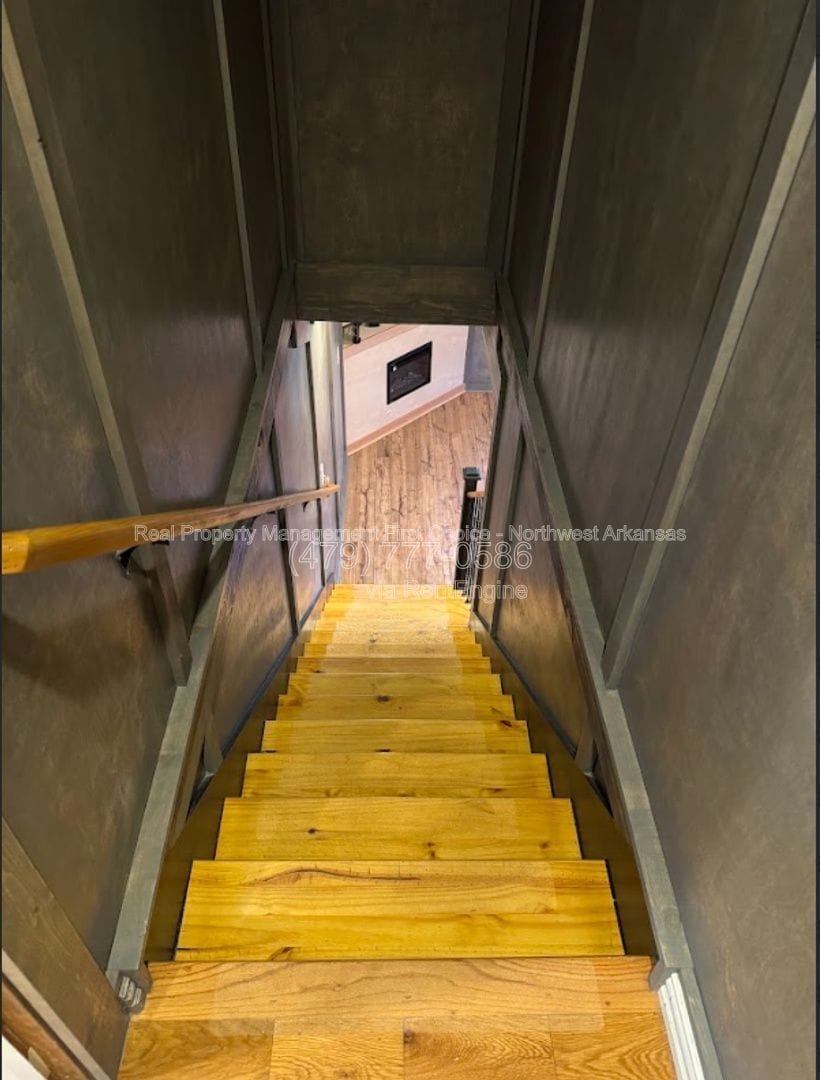 Building Photo - 23 N Howard Pl