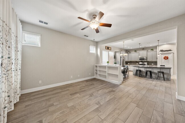 Building Photo - 16815 Osprey Bend Dr