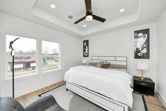 Building Photo - 8815 Edgar St