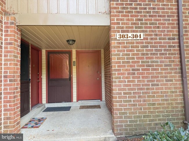 Building Photo - 304B Cypress Point Cir