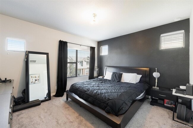 Building Photo - 1400 W 66th Pl