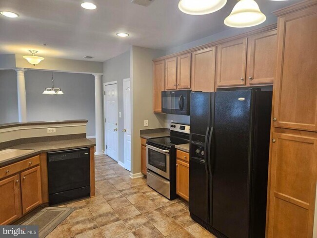 Building Photo - 9700 Elzey Place
