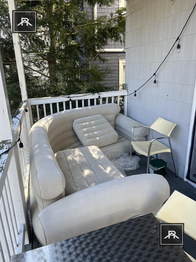 Primary Photo - 3 bedroom in Cambridge MA 02139